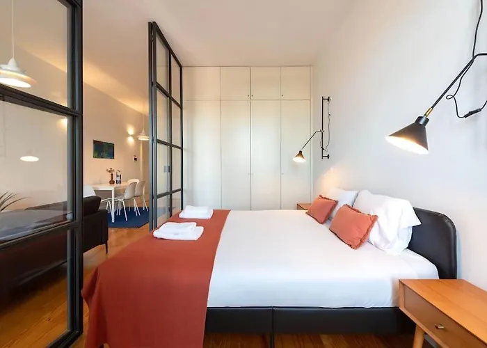 Sao Bento Bright * Porto