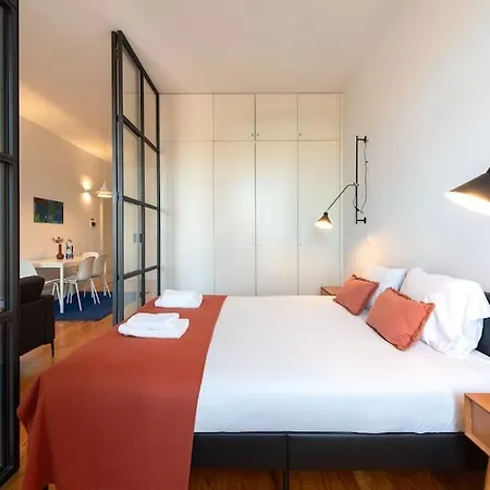 Sao Bento Bright * Oporto